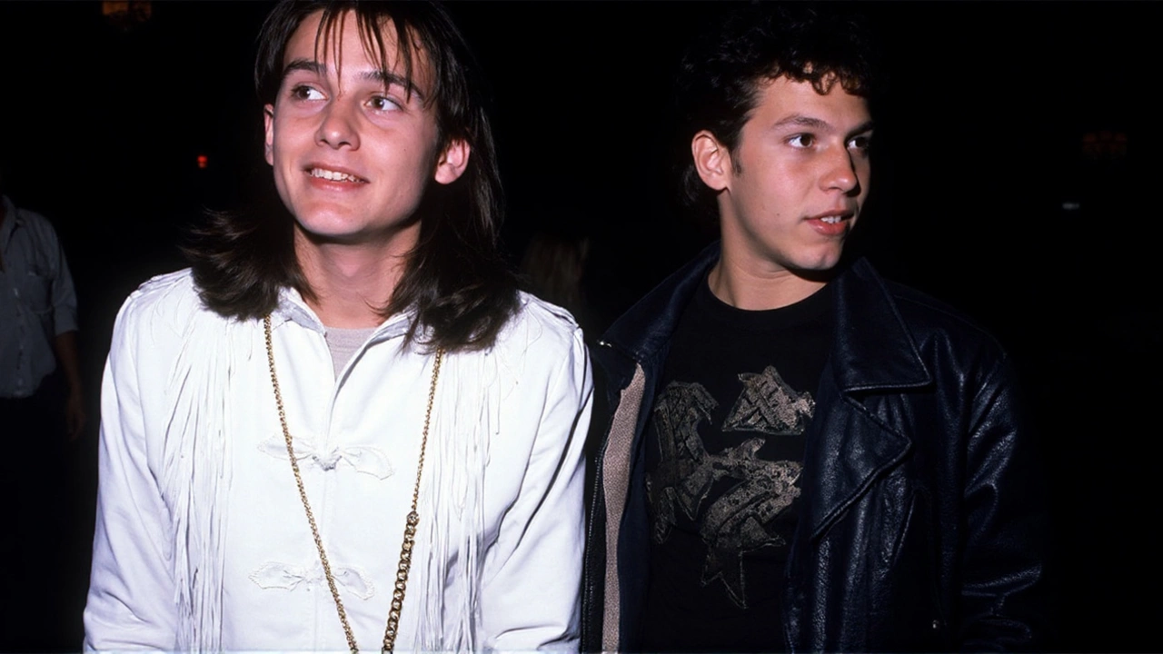 Rare Behind-the-Scenes Shots of Corey Feldman & Corey Haim from ‘Dream a Little Dream 2’ Surface